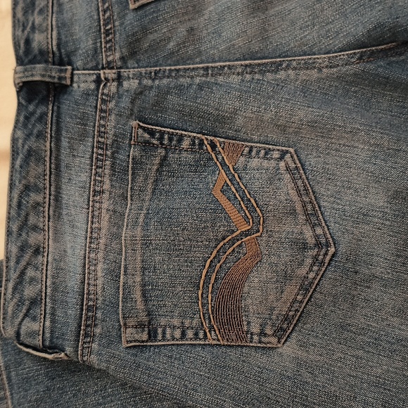 Nine West 29" mid-rise cropped jeans - Picture 9 of 9